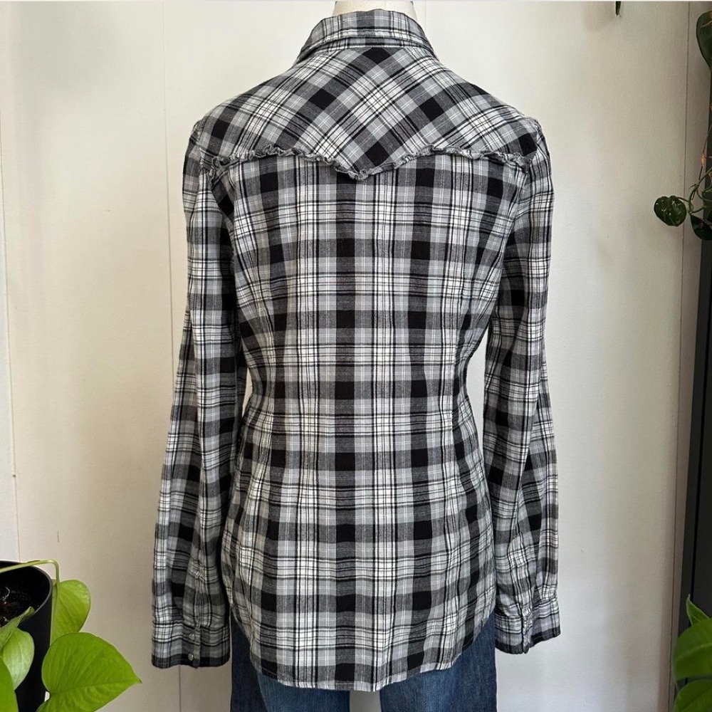 Arizona Jean Co Western Plaid Pearl Snap Ruffle Shirt Black Grey Women Large - Picture 4 of 7